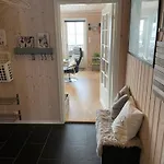 Modern, Lovely Holidayhome, In Quiet Nature Close To Trolltunga 펜션 Utsikten