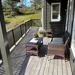 Modern, Lovely Holidayhome, In Quiet Nature Close To Trolltunga 펜션 *