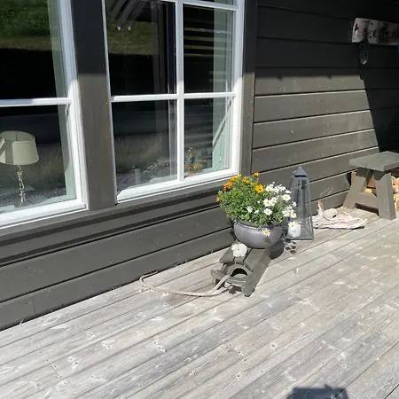 Modern, Lovely Holidayhome, In Quiet Nature Close To Trolltunga