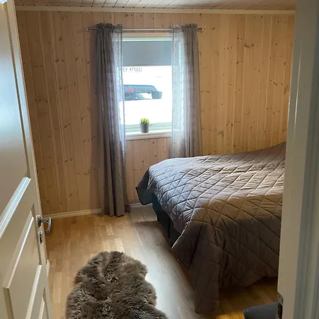 Modern, Lovely Holidayhome, In Quiet Nature Close To Trolltunga Holiday home