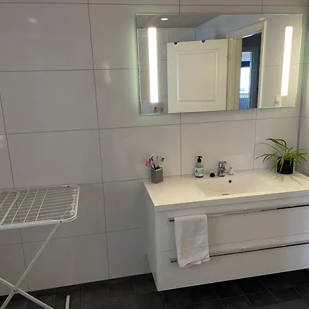 Modern, Lovely Holidayhome, In Quiet Nature Close To Trolltunga Utsikten
