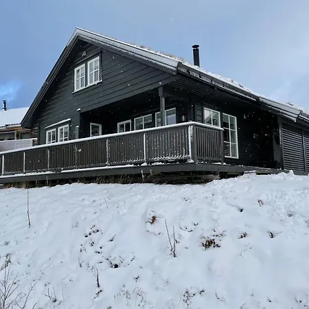 Modern, Lovely Holidayhome, In Quiet Nature Close To Trolltunga