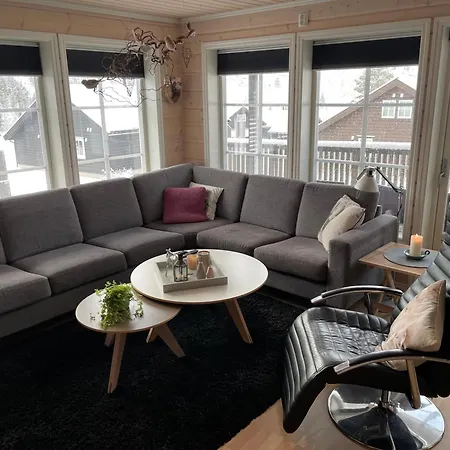 Modern, Lovely Holidayhome, In Quiet Nature Close To Trolltunga Holiday home *