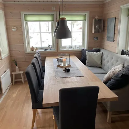 Holiday home Modern, Lovely Holidayhome, In Quiet Nature Close To Trolltunga