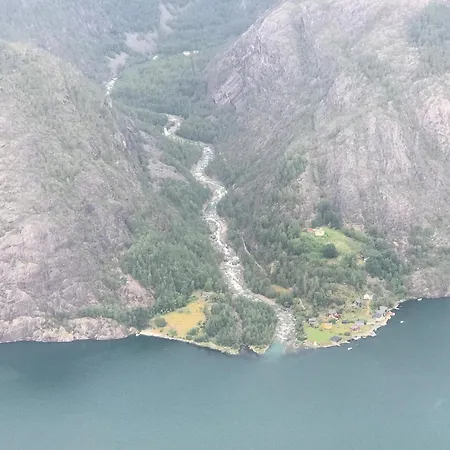 Modern, Lovely Holidayhome, In Quiet Nature Close To Trolltunga Utsikten