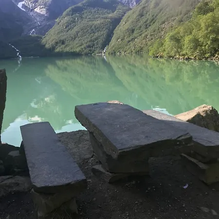 Unique Lovely Holidayhome, Bbq, Quiet Nature Close To Trolltunga Ferienhaus *
