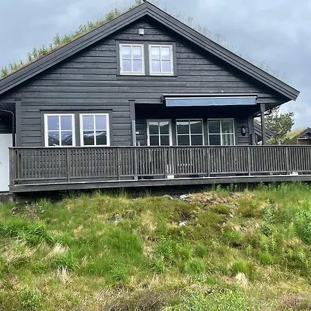 Ferienhaus Unique Lovely Holidayhome, Bbq, Quiet Nature Close To Trolltunga *