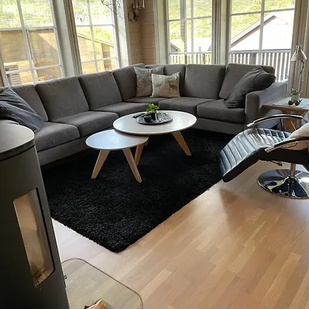 Unique Lovely Holidayhome, Bbq, Quiet Nature Close To Trolltunga *