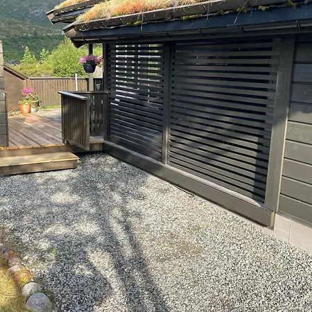 Ferienhaus Unique Lovely Holidayhome, Bbq, Quiet Nature Close To Trolltunga *