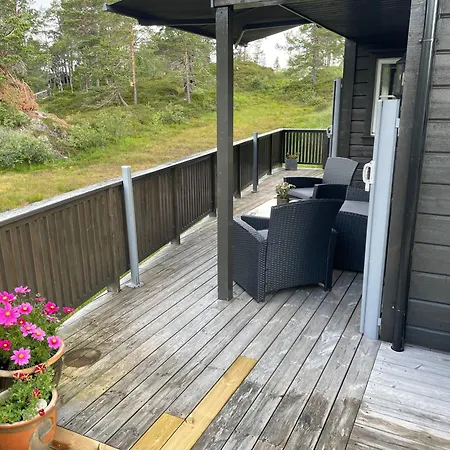 Ferienhaus Unique Lovely Holidayhome, Bbq, Quiet Nature Close To Trolltunga Utsikten
