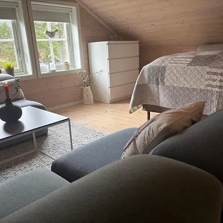 Unique Lovely Holidayhome, Bbq, Quiet Nature Close To Trolltunga Holiday home Utsikten