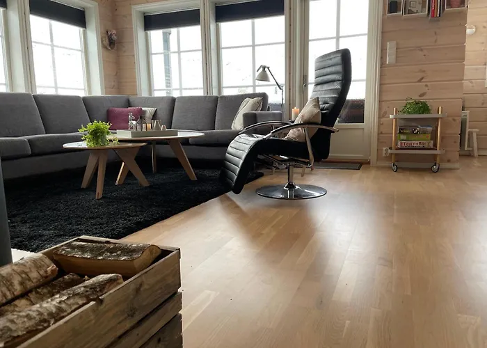 Modern, Lovely Holidayhome, In Quiet Nature Close To Trolltunga Utsikten