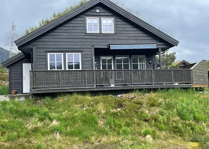 Дом отдыха Modern, Lovely Holidayhome, In Quiet Nature Close To Trolltunga *