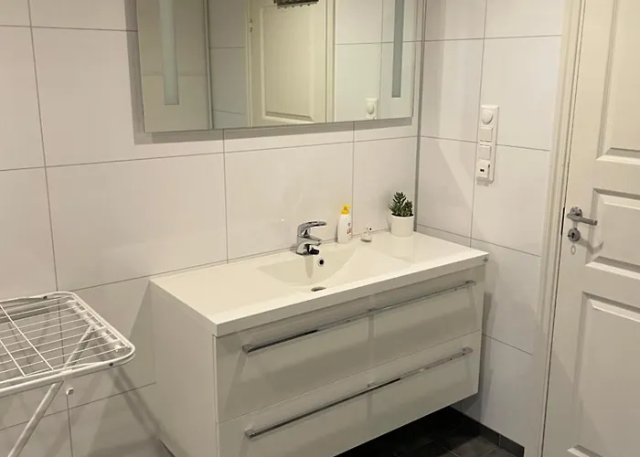 Дом отдыха Modern, Lovely Holidayhome, In Quiet Nature Close To Trolltunga Utsikten